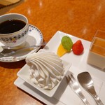 カフェ シャリテ - シャリテ・プレート(750円)とシャリテ・コーヒー(600円→セットで300円)