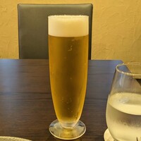 Fruits Bistro SABLIER - 一杯だけ、ビール(800円)