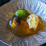Aokishima No Yado Kumano Bettei Nakanoshima - 鍋は野菜と魚のしゃぶしゃぶ。出汁を‎煮凝りの球体にして野菜を包み込む。面白い！