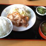 玉水駅前休憩所さくら - 料理写真:豚生姜焼き定食