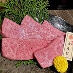 炭焼肉 石田屋。 トアロード - 