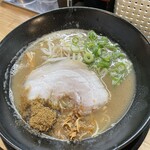 元気の源 - 豚骨醤油ラーメン