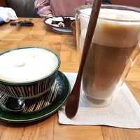ザ タヴァン グリル＆ラウンジ - 