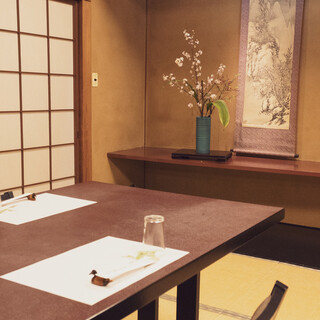 記念日から宴会まで幅広い場面に利用可能な落ち着きのある和空間
