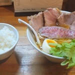 極汁美麺 umami - ビューです