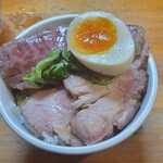 極汁美麺 umami - セルフ丼