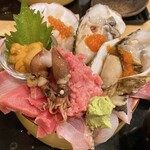 魚心亭 - プレミアムおまかせ丼　3,700円
