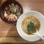 Sumiyaki Hitoshio - 鴨出汁ラーメン小と炙り鴨丼セット