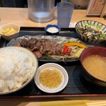 244970533 - ２種盛り定食130gご飯大