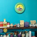 カフェモン - キッチンの調味料もお洒落に並べられています♪