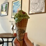 Fortune comes in at the merry gate - よもぎの自家製アイスクリーム　¥500