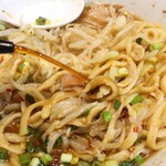 ラーメン二郎 - 赤酢投入～♪