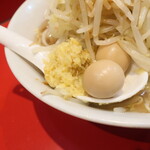 ラーメン二郎 - ショウガ半分