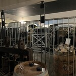 カーブドッチ - 地下のセラー