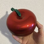 アヴランシュ・ゲネー - 手のひらサイズのリンゴのカン