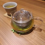 Teuchi Soba Yakko - ダッタン蕎麦茶(温)