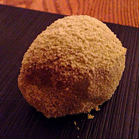 HIGASHIYA GINZA - 今月のお茶と季節の和菓子セット(1200円)のうぐいす餅