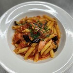 Penne with eggplant and bacon