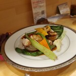 カジュアルフレンチBar 7FUKU - ヤリイカと新玉葱の醤油バターソース