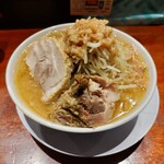 豚NOVA - ラーメン。麺200㌘　全マシ　￥980