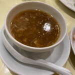 一楽 - スープ　蟹肉入りふかひれのスープ