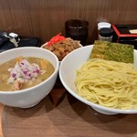 ヌードル＆スパイスカレー 今日の1番 - 