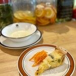 Fortune comes in at the merry gate - 日替りの手作りキッシュとスープ