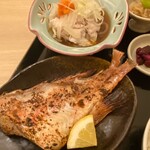 Shabushabu Imotsuru - 豚バラ湯引きポン酢 赤魚粕漬け