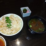 やっちろ - 筍ご飯独特の赤出汁　　お腹いっぱいで味がわからなくなりそう