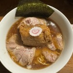 いかれたヌードル フィッシュトンズ - 平戸式チャーシューメン