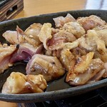 鹿原 - 鶏の炭火焼き(タレ)