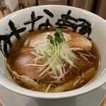 みな麺 - 染(しむ)醤油ラーメン