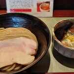 つけ麺 繁田 - つけ麺950円
