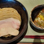 つけ麺 繁田 - つけ麺950円