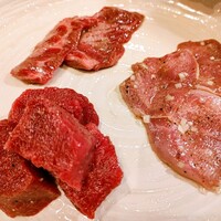炭火焼肉ホルモン うしごろ 中目黒店 - 