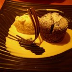ビストロ・ラ・クッチーナ - とろける美味しさ；フォンダンショコラ