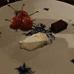 バー サード コルク - 