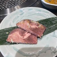 飛騨牛一頭家 馬喰一代 長良本家 - 