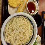 丸亀製麺 - 釜揚うどん（得）