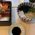 ジャパンビレッジゴルフ倶楽部 レストラン - 春のちらし寿司セット