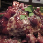 ジュイップ - ご飯の上に、厚みがあるハンバーグがのっています