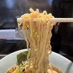 らぁめん 涼虎 - 涼虎らぁめん（醤油）＋味玉