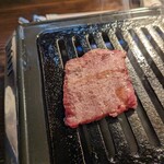 深夜焼肉 だいちゃん - 焼けるのを待ちます