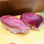 金寿司 地魚定 - 中トロと赤身。本マグロならではの濃い味わい