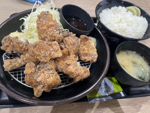 Densetsu no Sutadon Ya Lalaport Aichitogo Ten