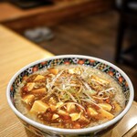 麺や 忍 - 料理写真:背脂マーボ麺