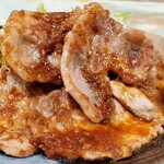 お食事 まるやま - リブロースしょうが焼き(近景)
      