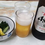 お食事 まるやま - 漬物、アサヒスーパードライ(大瓶)