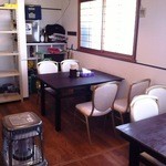 麺屋 わかな - テーブル席