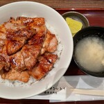 ドライブインいとう豚丼名人 新千歳空港店 - 